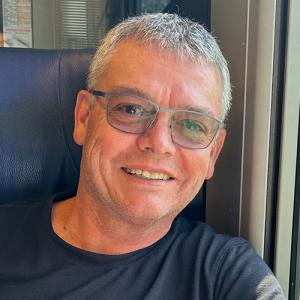 Irv Esters Headshot
